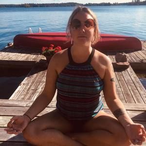 Meet your Posher, Ericha